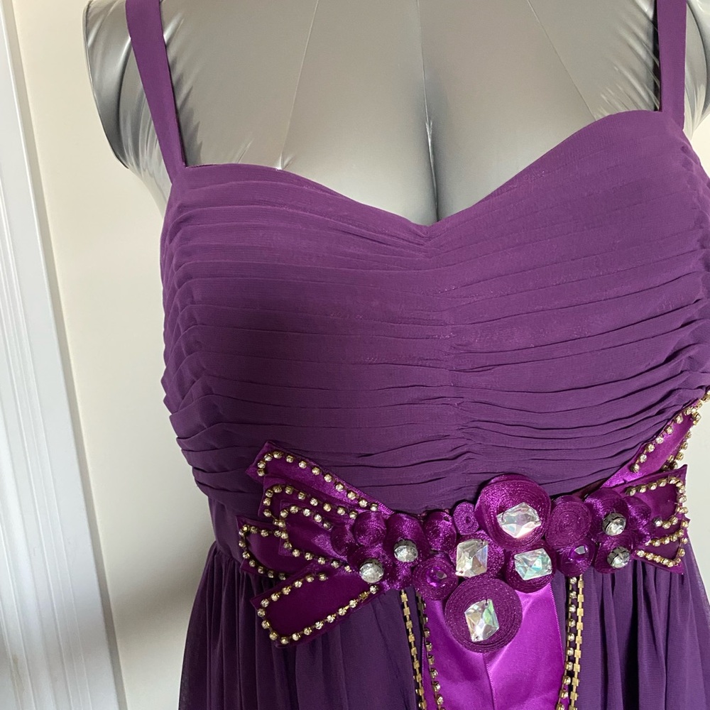 Formal dress for women